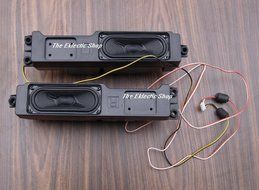 Vizio V047L Speaker Set