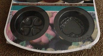 Premium NON-STICK MINI CAKE PAN Each Miniature Cake Measures 4 Inches Wide (MULTI-FLOWER Cakes) N3