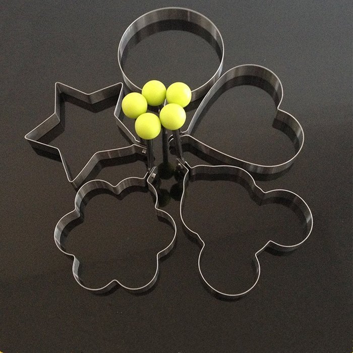 Holiday Cookie/Fondant Cutters, LAFEINA 5PCS Stainless Steel Fried Egg Mold Pancake Mold Kitchen Tool Pancake... N7