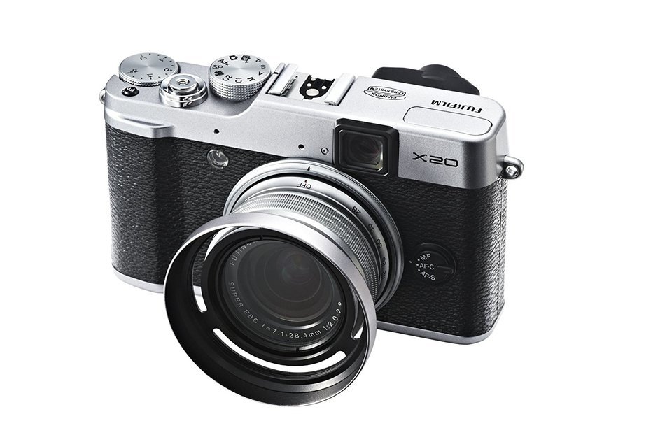FUJIFILM Digital Camera X20S (Silver)12MP 2/3-inch EXR-CMOSII F2.0-2.8 Wide angle25mm 4x Optical Zoom F FX-X20S... N2