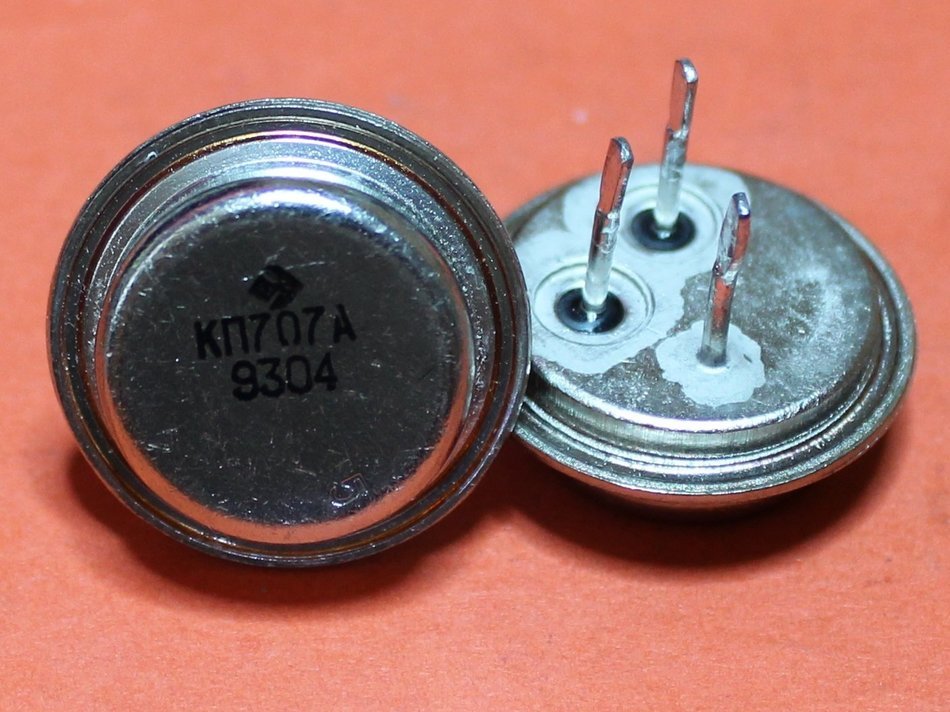 Transistors silicon KP707A analogue 2SK298 USSR 1 pcs