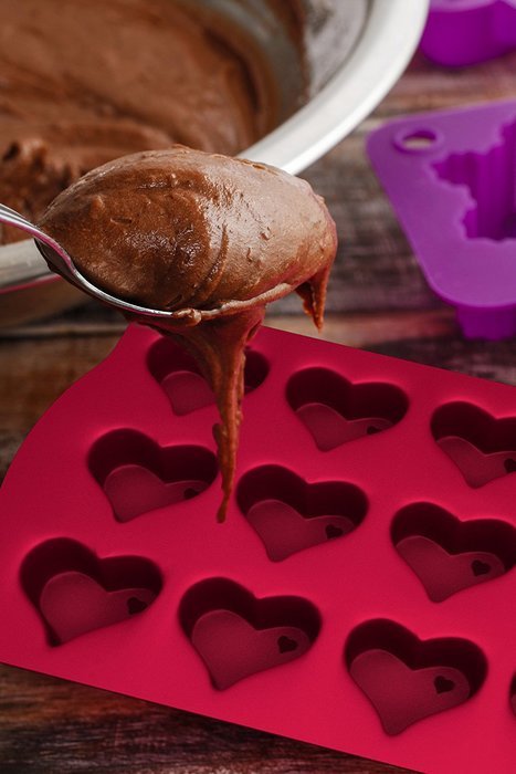 Eco-Friendly 15 - Cavity Silicone Heart Mold - Heart Pan for Making Homemade Chocolate, Candy, Gummy, Jelly, and...
