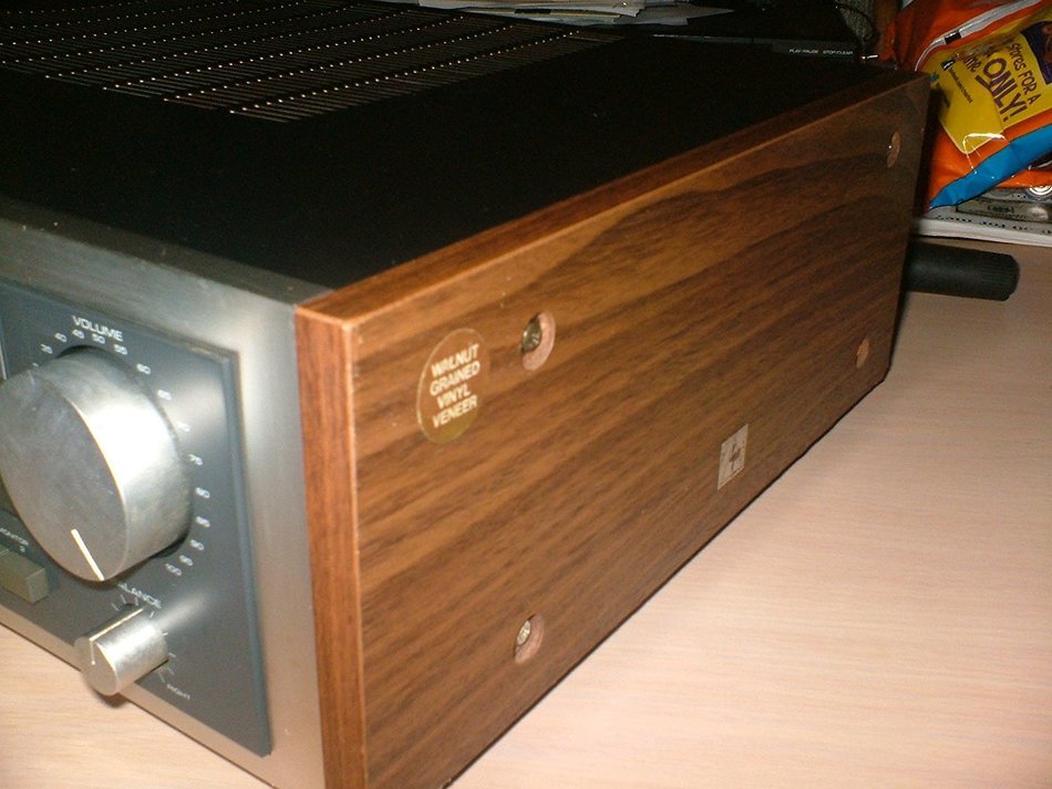 REALISTIC STA-2280 SYNTHESIZED AM/FM STEREO RECEIVER
