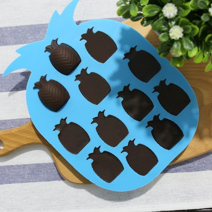 Candy Making Molds, 2PCS YYP [12 Cavity Pineapple Shape Mold] Silicone Candy Molds for Home Baking - Reusable... N3
