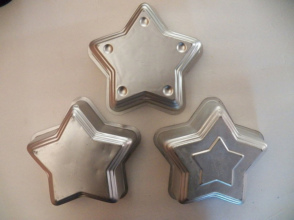 Star Cake Pans 7.75" x 7.75" - Set of 3 N3