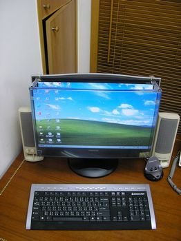 LSS LCD Monitor Magnifier - Widescreen 17"