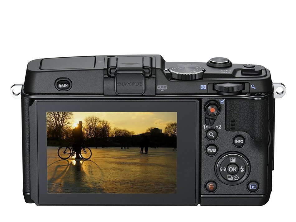 Olympus E-P5 Black + EZ-M1442 II R Kit, V204051BE000 - International Version (No Warranty)