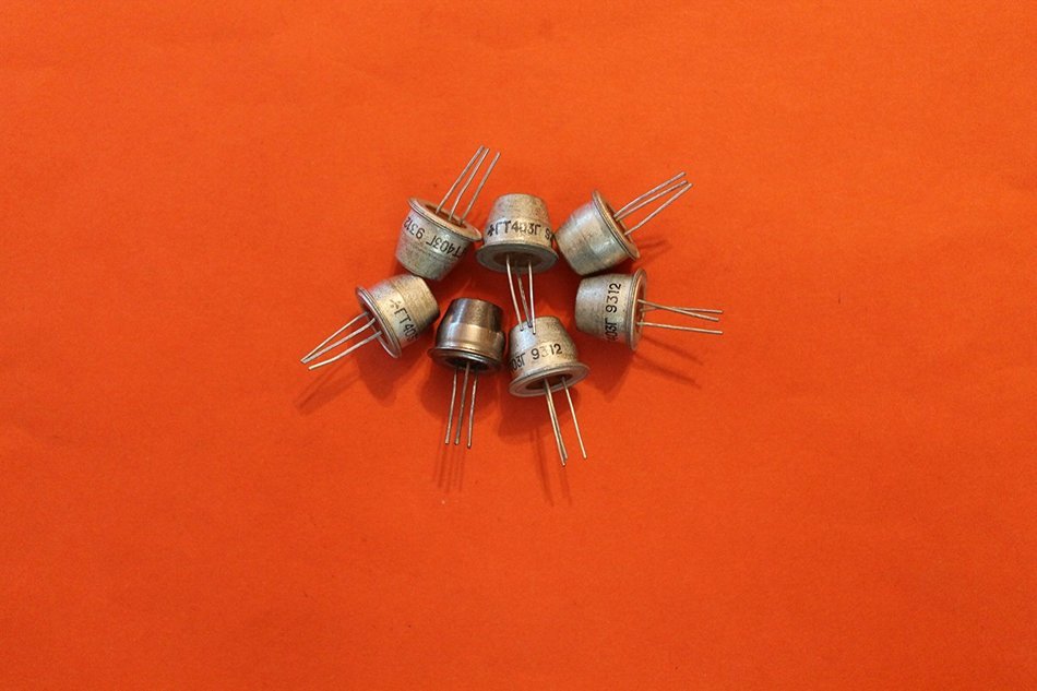 Transistors Germanium GT403G (1T403G) analogue ADP666, ASY76 USSR 25 pcs