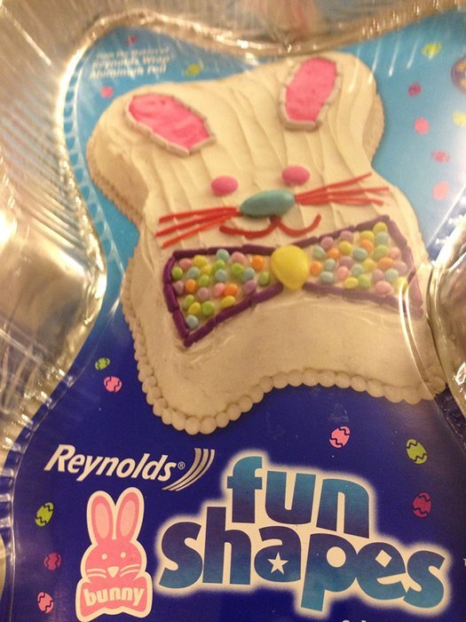 Reynolds Bunny Fun Shapes Foil Disposable Cake Pans Set of 2 with Lids