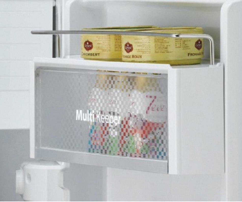 Daewoo Retro Compact Refrigerator 4.4 Cu Ft, Mint N4