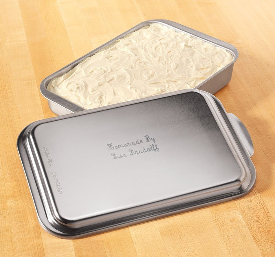 Miles Kimball Cake Pan With Lid N3