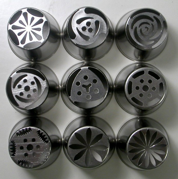 Ateco Tulip Tube Set - "Russian" - 9 pcs N7