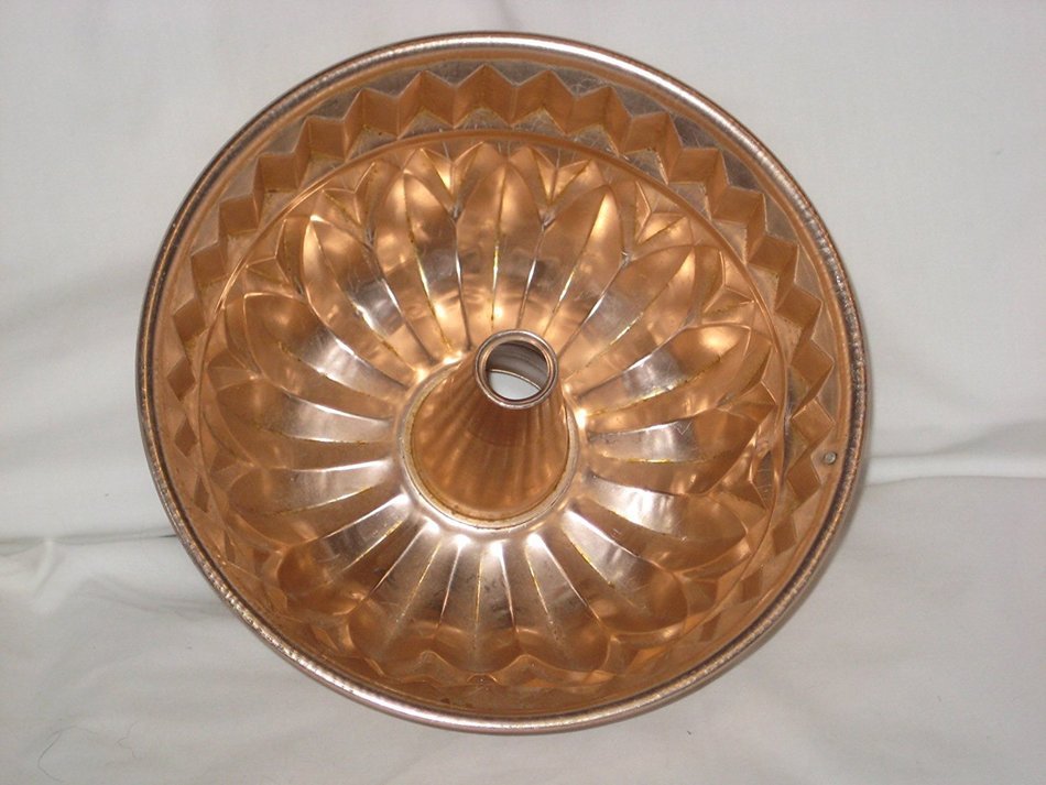 Vintage Coppertone Lightweight Aluminum 9 x 3 1/2" Bundt Ring Cake Pan Mold N3
