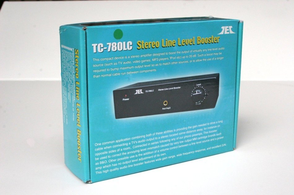 TCC TC-780LC Stereo Line Level Amp / Booster with iPod Jack; BLACK VERSION N5