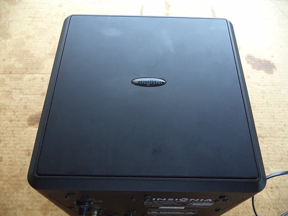 Insignia Rocketboost Wired/Wireless Subwoofer NS-RSW211
