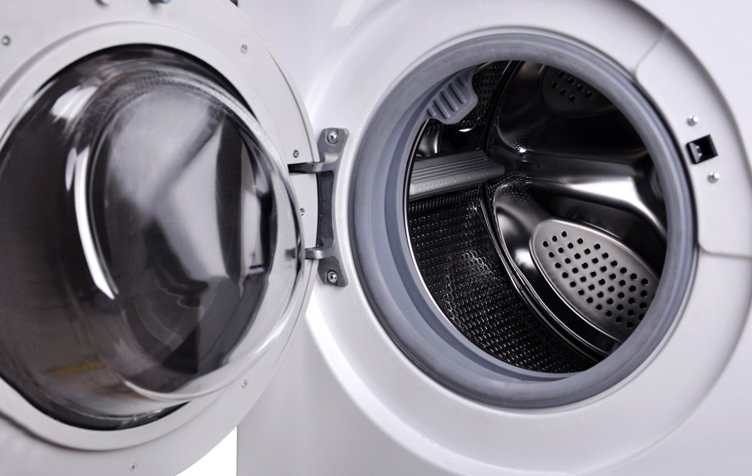 Midea MFL70D1211S 2.0 cu. ft. Front Loading Washer and Dryer Combo