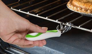 RL Treats Silicone Oven Rack Push Puller Green