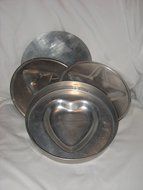 5 pc. Set - Vintage Interchangeable Heart, Tree, Star &amp; Flat Cake Baking Pan N2