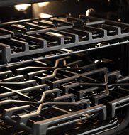 GE Profile Series 30" Free-standing Gas Convection Range With WARMI...