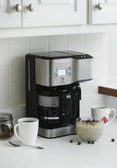 Hamilton Beach 49982 Coffee Maker & Hot Water Dispenser, Black N3