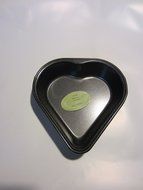 Premium Bakeware Collection Mini Heart Pan - Non-Stick - 4&quot; x 1&quot; N2