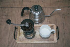 Freedi Large Capacity Manual Coffee Grinder French Press 100g For Grinds Coffee Beans, Spices, Herb, Grain, Salt... N3
