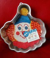 Wilton 1-2-3 Circus Clowns Cake Pan #2105-9474