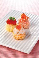 1 X Sushi Rice Ball Mold: Shake it! N2