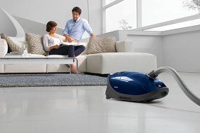 Miele S8590 Marin Canister Vacuum + SEB 217 (Old Model) N2