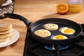 Swiss Diamond - 10.25" Plett Pan (Egg Pan) N2