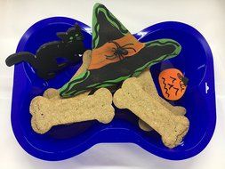 Blue Dog Bone Shaped Cake Pan Silicone for Puppy Birthday Party N6