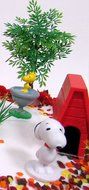 Charlie Brown PEANUTS 18 Piece Birthday CAKE Topper Set Featuring Charlie Brown, Lucy, Snoopy, Linus, Peppermint...