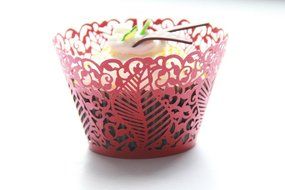Kuke 24 pcs Seabed Leaf Laser Cut Cupcake Wrappers Cupcake Liners Muffin Container for Baby Shower Baby Birthday...