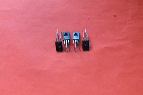 Transistor silicone KT814V analogue BD138, BD168, BD816, TIP62B USSR 50 pcs