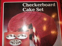 Checkerboard Cake Set