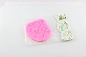 Mujiang 4-Capacity Cross Silicone Clay Fimo Sugarcraft Candy Fondant Molds N20
