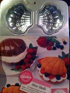 Wilton Mini Shells 6-Cavity Cake Pan #2105-4396 N2