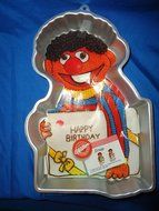 Wilton Ernie of Sesame Street Muppets Cake Pan (502-3614, 1983) Jim Henson