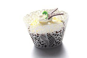 Kuke 24 pcs Seabed Leaf Laser Cut Cupcake Wrappers Cupcake Liners Muffin Container for Baby Shower Baby Birthday... N3