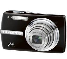 Olympus Stylus 820 8 MP Digital Camera with Digital Image Stabilized 5x Optical Zoom (Black) N2