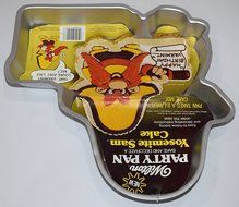 Wilton Yosemite SAM Cake Pan Looney Tunes Cowboy Gun 1981, # 502-2908 Retired N3