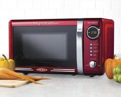 Nostalgia RMO770RED Retro Series 0.7 Cubic Foot 700-Watt Microwave Oven N2