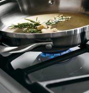 GE JGB640DEFWW 30" White Gas Sealed Burner Range N2