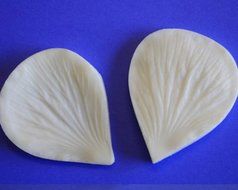 Rose Petal (Teardrop) Silicone Veiner