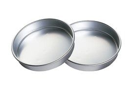 New Aluminum Performance Pans Set of 2 9-Inch Round Cake Set