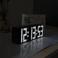 T Tocas Large Big Number LED Snooze Wall Desk Alarm Clock Thermometer Calendar (Green) N14