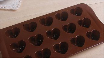 HAKSEN Mini 15-Heart Shape Silicone Ice Cube / Chocolate / Cake Mould N3