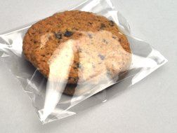 5 x 5 + 1&quot; BG + 1-1/2&quot; LIP Clear Plastic Cookie Bag - Self Seal (1,000 Bags) N2