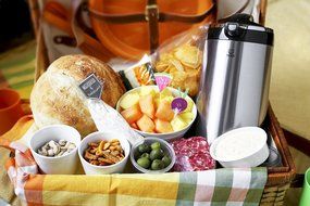 Tiger Thermal Insulated Carafe, 64-Ounce, Satin N4