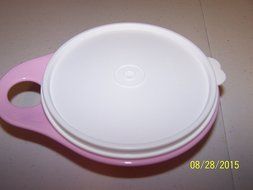 Tupperware Thatsa Mini Bowl With Handle Pin and Sugar Seal 2 1/2cup